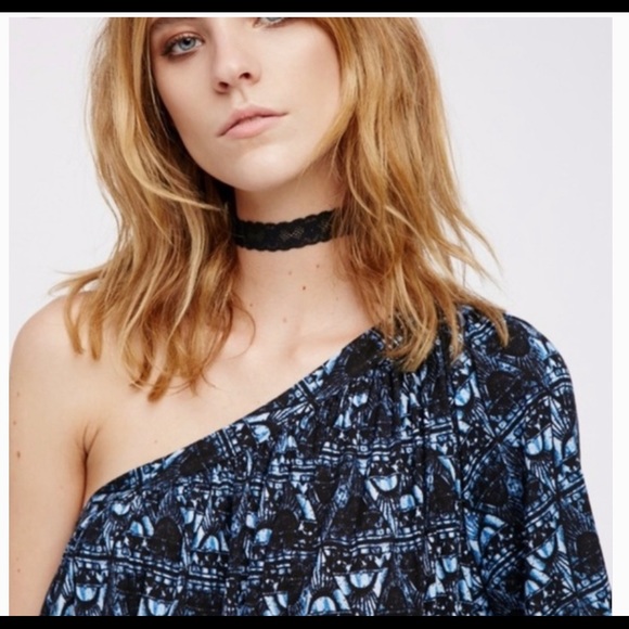 Free People Ocean Avenue One Shoulder Boho Blue Batik Print Top Size Small - Picture 2 of 5